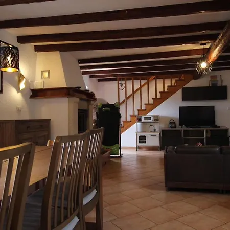 בית נופש House Adriana *