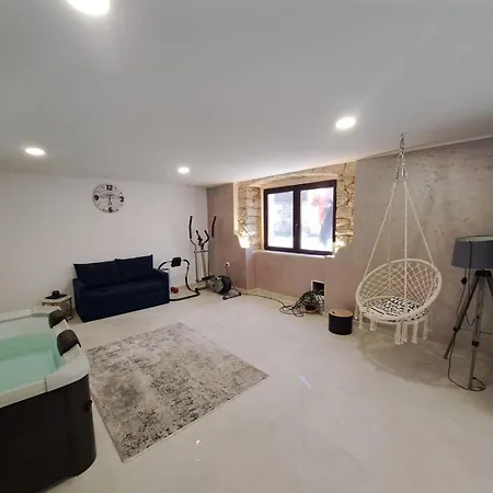 House Adriana *
